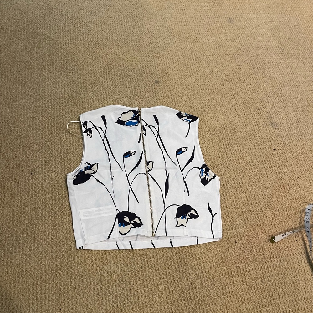 ZARA Crop Top - Picture 7 of 7